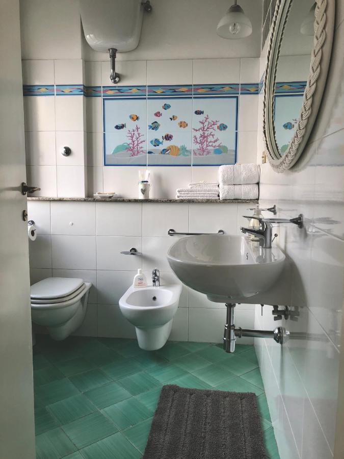 Questa Casa Non E Un Ciu-atr 9390-9 Apartment Rom