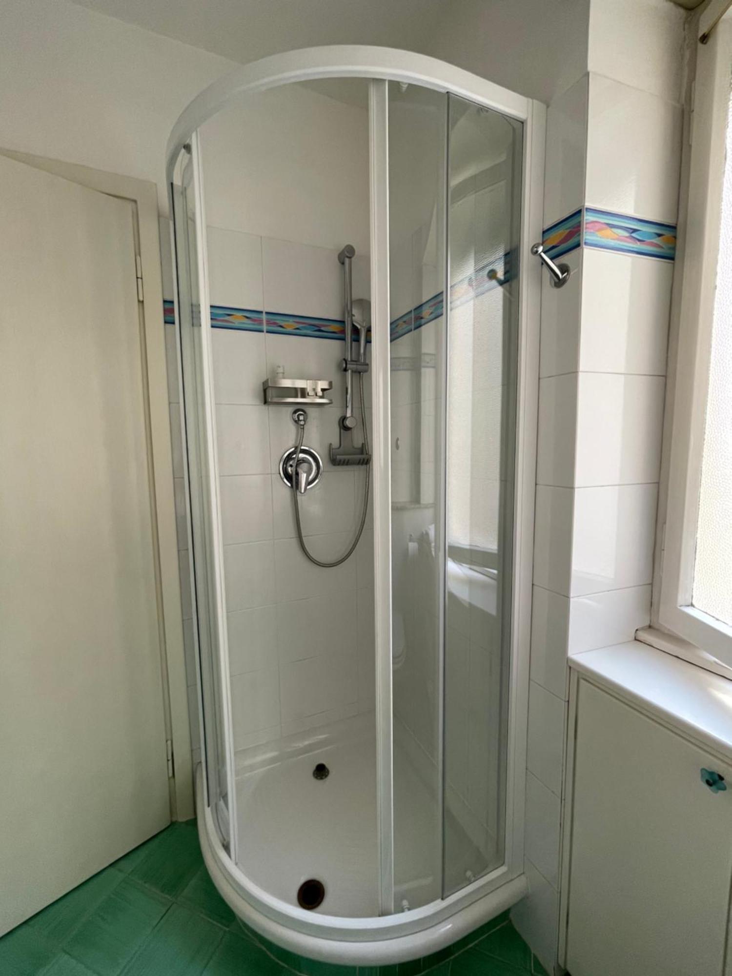 Questa Casa Non E Un Ciu-atr 9390-9 * Rom