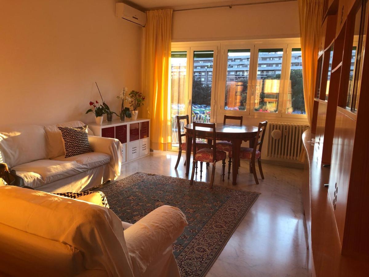 Questa Casa Non E Un Ciu-atr 9390-9 Apartamento Roma